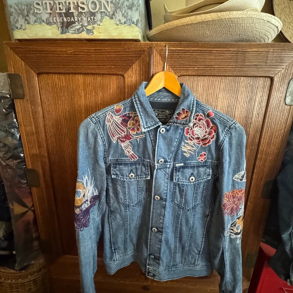 Diesel Men’s Denim Jacket with Floral Embroidery size L - Picture 13 of 14